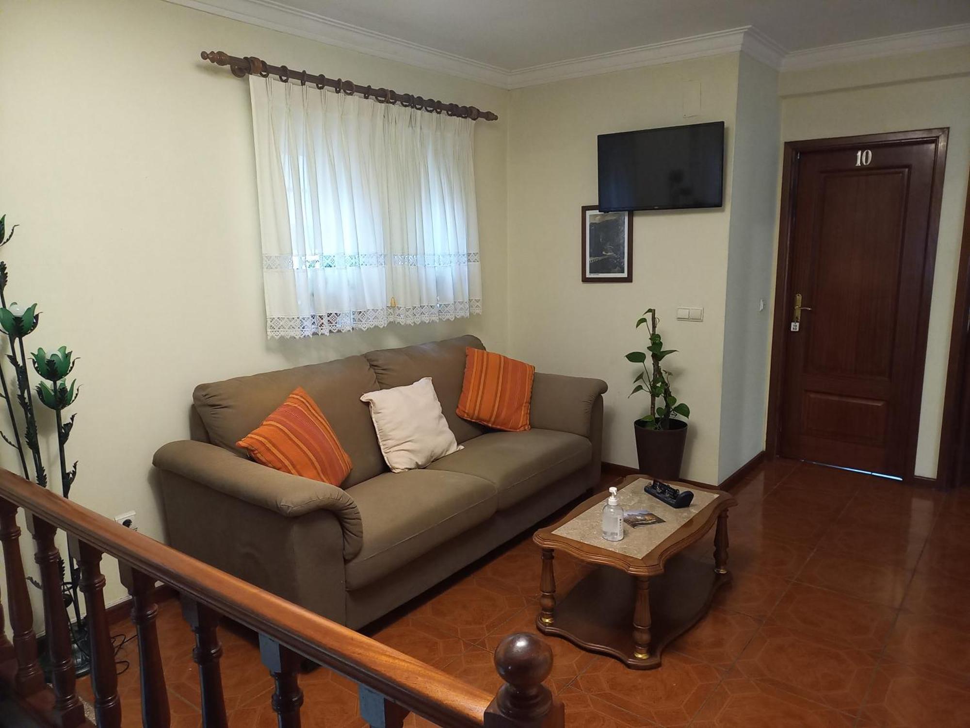 Отель Residencial Ribeiro Герес Экстерьер фото